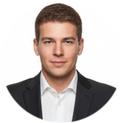 Егор Макаров